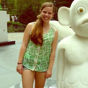 Button Down Sleeveless Blouse Pastel Green & White